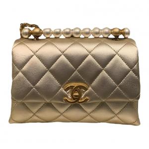 CHANEL Кожаная сумка с клапаном через плечо миниатюрная женская золотая