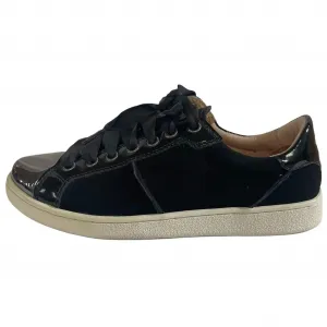 UGG Женские кроссовки Evangeline Low top Skateboard черные