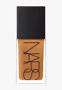 Тональная основа LIGHT REFLECTING FOUNDATION NARS, цвет macao