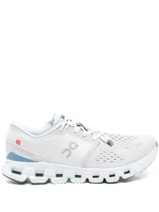 Кроссовки на шнуровке On Running, серый