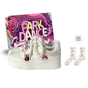 Скользоустойчивые износостойкие низкие скейтерские туфли для женщин PARK DANCE, бежевый красный+box+gift socks