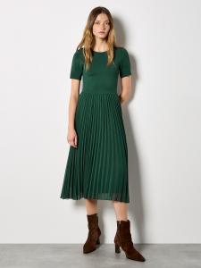 Apricot Платье в зеленом цвете