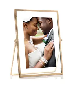 Металлическая мольбертная фоторамка, 4" x 6" Lawrence Frames, gold-tone