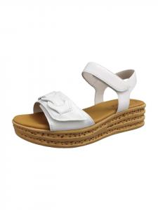 Gabor Сандалии на танкетке белого цвета