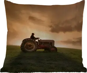 Подушка для улицы - Трактор - Фермер - Туман - 40x40 см - Устойчива к погодным условиям - Подушка для отдыха - Подушка - Внутренняя обивка с изображением MuchoWow