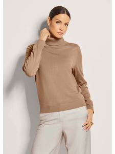 MADELEINE Приталенный свитер тонкой вязки карамельного цвета