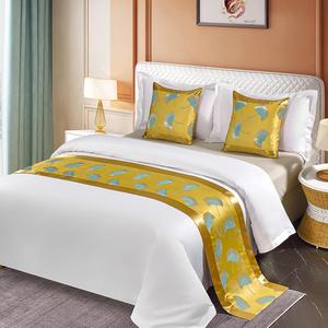 TTiiLoe Декоративная подушка квадратная Leaf Yellow