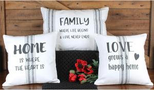 Home Collections by Raghu Наволочка из мешковины в черно-белую полоску Family Grain Sack