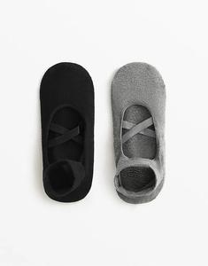 Oysho 2 Пары носков для йоги и пилатеса из хлопковой смеси с перекрестными ремешками, черного цвета