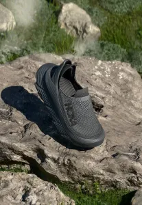 Восстановить слипоны Hoka, Black