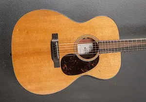 Martin New для 2025 000E Retro Plus из красного дерева