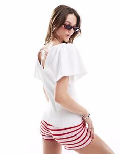 ONLY ребристый топ с завязками сзади в белом цвете