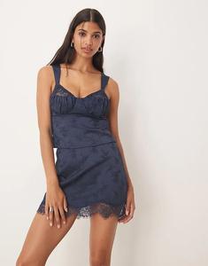 Атласный жаккардовый топ-бюстье Kiss The Sky с кружевными деталями в цвете «темно-синий»