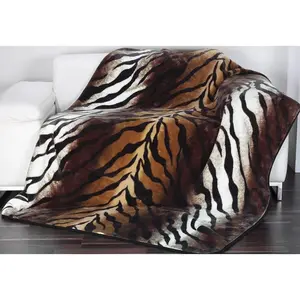 Плед Королевский тигр с анималистичным принтом, уютный плед Gözze, коричневый