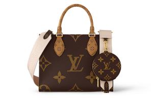LOUIS VUITTON Плечевая сумка для путешествий