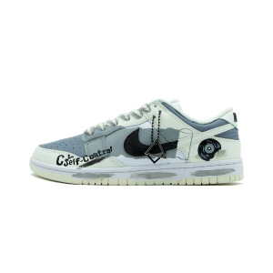 Кроссовки Nike Dunk Skateboarding Shoes Women's Low-top Black/off-white/gray, цвет Off White