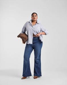 Джинсы-клеш ASOS DESIGN Curve, подчеркивающие фигуру, суперэластичные, темно-синего цвета Asos Curve