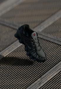 Кроссовки Nike Sportswear SHOX TL NA10, Iron Grey/Metallic Silver-Coloured/Black/Light Smoke Grey/Dark Smoke Grey/Grey