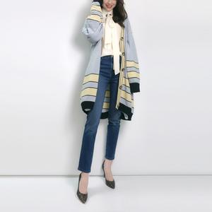 Свитер женский светло-голубой Loewe