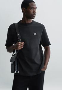 Футболка Maison Kitsuné FOX HEAD COMFORT TEE, Black
