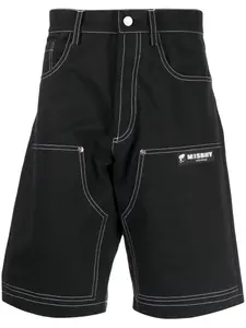 Шорты прямого кроя с контрастной строчкой MISBHV, черный