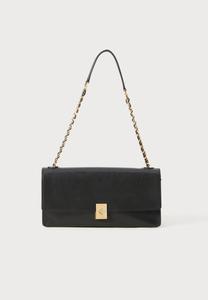 Сумка kate spade new york DECO FINE GRAIN SOFT CHAIN SHOULDER, Black