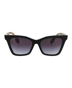 Стильные солнцезащитные очки Эльзы для лета. Burberry, черный