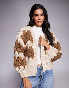 Кардиган Kiwi & Co Hugs & Kisses ручной вязки с рукавами-фонариками цвета мокко и коричневой полоской