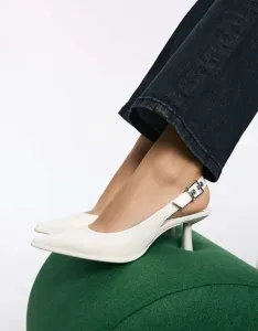 Бежевые туфли на каблуке с ремешком Bershka Slingback