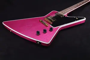 Gibson Custom Shop Explorer Custom TV Magenta Gloss с золотой фурнитурой и кейсом, уникальный экземпляр 367