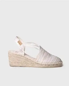 Женские эспадрильи на танкетке из ткани на эластичных бретелях Toni Pons, цвет Crudo