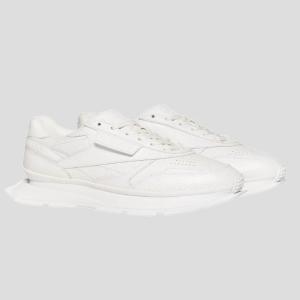 Женские классические кроссовки из потрескавшейся кожи белого цвета Reebok, белый