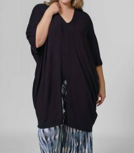 Блузка-туника Bloom Knit - плюс размер, черная BITTE KAI RAND