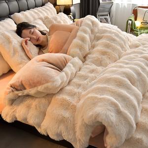 Antarctic Комплект постельного белья 1,8 м, 4 предмета: пододеяльник 200x230 см, простыня, 2 наволочки, цвет: белый + кофе, плюш "кроличий мех", мягкий, комфортный, очень теплый