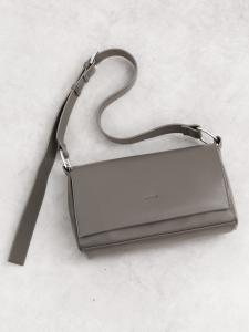 Cachecache / Эксклюзивная веб-версия: сумка через плечо с клапаном и ремнем