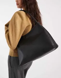 Гламурная сумка через плечо черного цвета