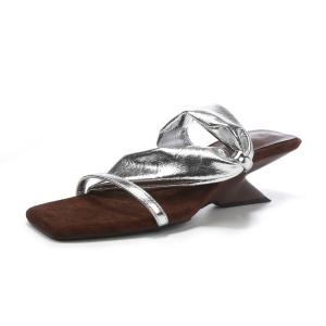 Beijiani Серебряные резиновые шлепанцы с вырезами для женщин, цвет Silver