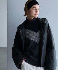 Пуховое пальто средней длины с капюшоном ADS