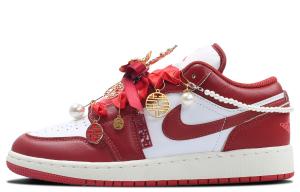 Jordan Женские баскетбольные кроссовки Air 1 Slip Resistant Low Top Vintage в цвете Wedding Red