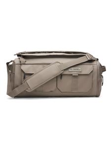 Спортивная сумка UNDER ARMOUR Triumph, серо-коричневый