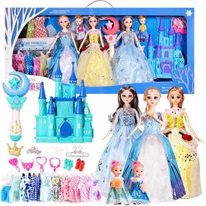 Костюмы для кукол Bergers