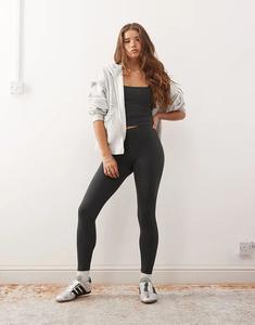 Бесшовные эластичные леггинсы Weekday, комбинируемые и сочетаемые, темно-серого цвета