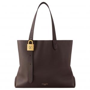 LOUIS VUITTON Сумка через плечо