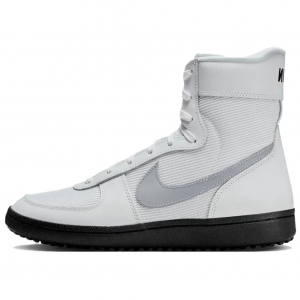 Nike X Stranger Things Field General Высокие скейтбордные кроссовки женские белые с серым рисунком волка