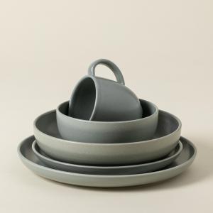 КОМПЛЕКСНЫЙ ОБСЛУЖИВАНИЕ Sage Green PACIFICA Набор из 5 предметов на 1 человека Costa Nova, шалфейно-зеленый