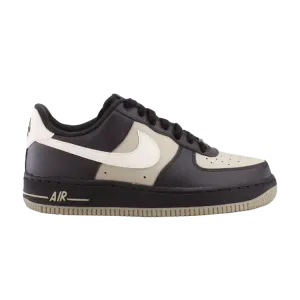 Кроссовки Nike Air Force 1 Low GS 'Velvet Brown', коричневый