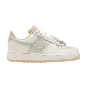 Кроссовки Nike Wmns Air Force 1 Low 'Light Bone Suede Tassels', кремовый