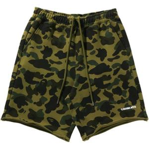 Bape 1st Camo тяжелые потертые шорты расслабленного кроя A BATHING APE, зеленый