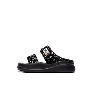 Шлепанцы и сланцы DAPHNE Slide Slippers Women's