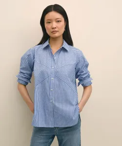 Рубашка из хлопкового поплина в полоску, сшитая из лоскутков.